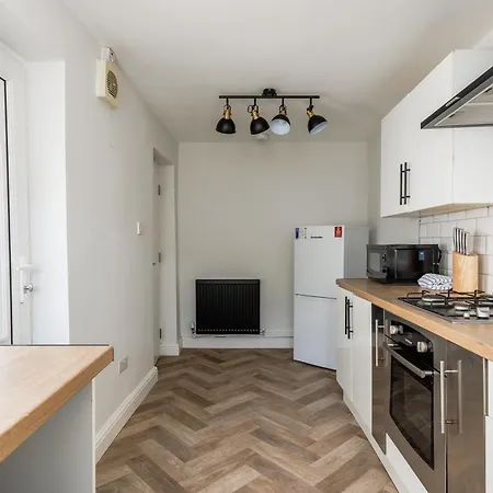 5 Bedroom Spacious Perfect For Big Groups Nyaraló